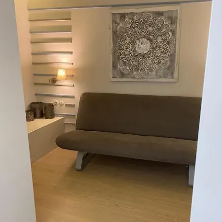 Hotel Tsarsi 3*