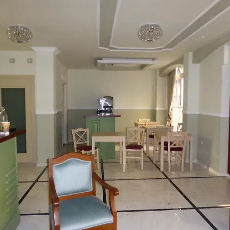 Tsarsi Hotel Kastoria