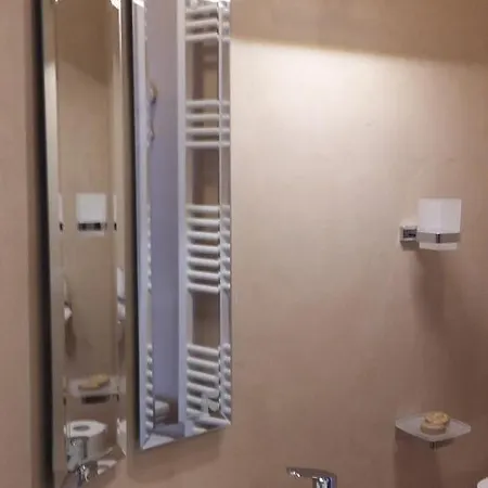 Tsarsi מלון קסטוריה