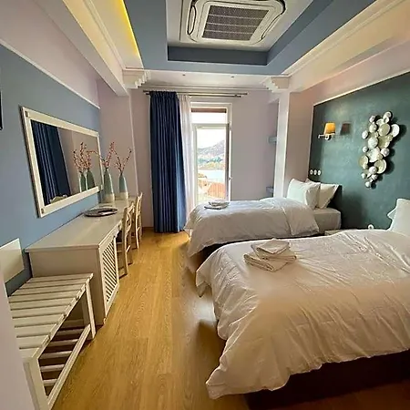 Tsarsi Hotel 3*