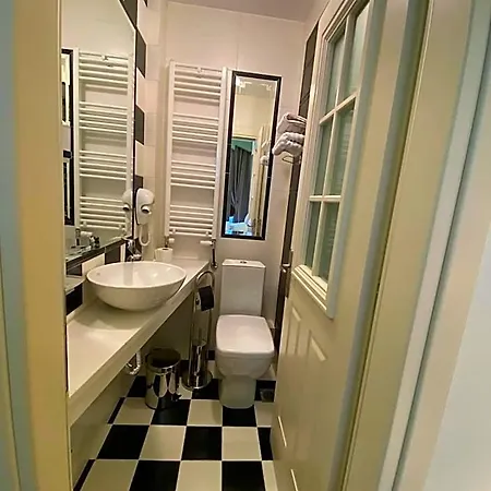 Hotel Tsarsi 3*