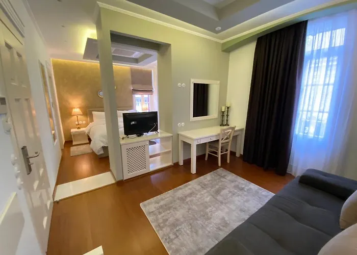 Tsarsi Hotel Kastoria